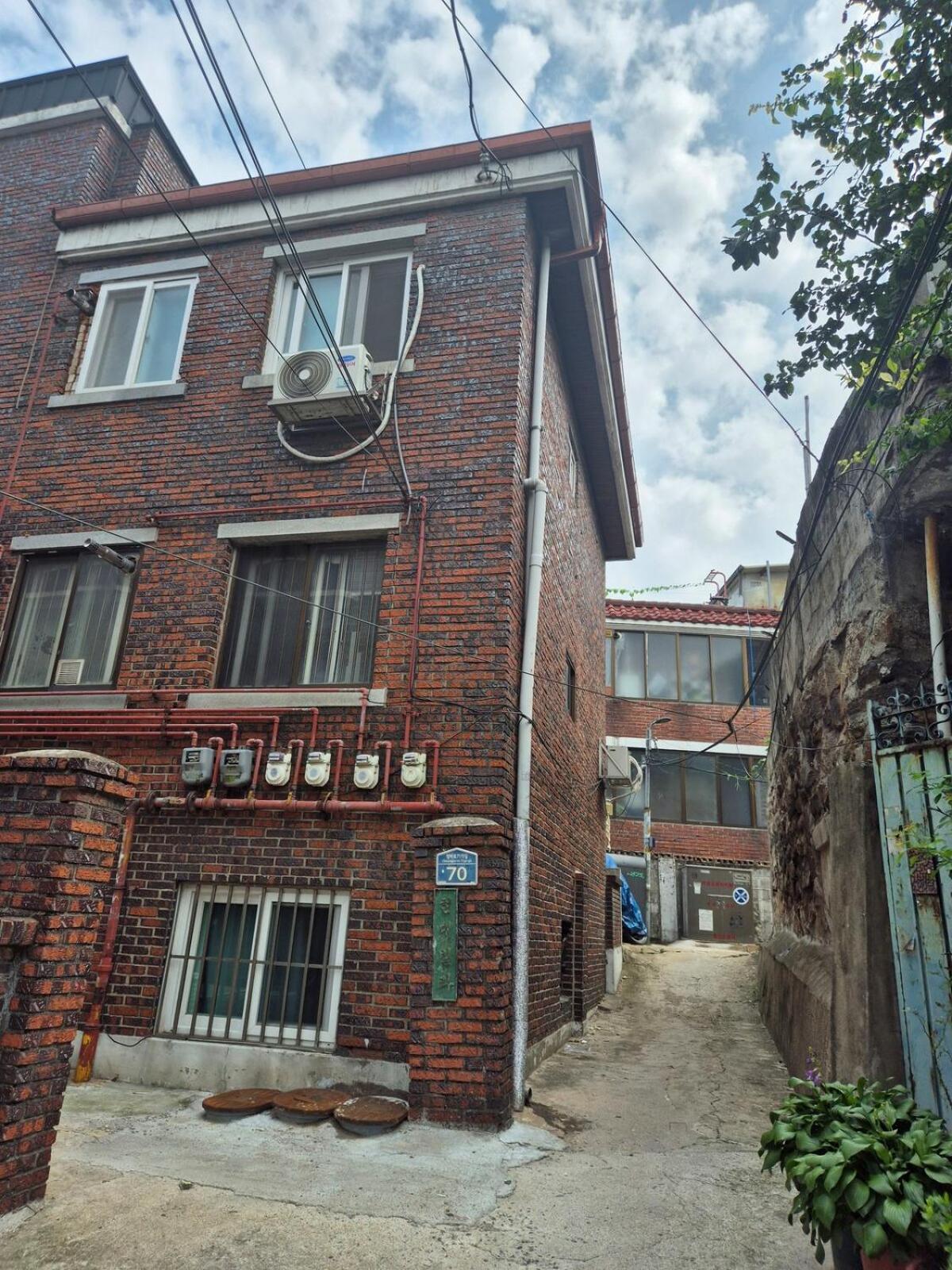 Station 10min 3 Bed Apartment *